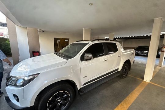 Garagem de apartamento para alugar com 4 quartos, 120m² em Setor Bueno, Goiânia