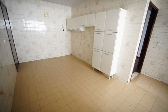 Cozinha de apartamento para alugar com 4 quartos, 120m² em Setor Bueno, Goiânia
