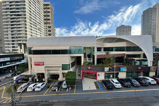Vista de apartamento para alugar com 4 quartos, 120m² em Setor Bueno, Goiânia