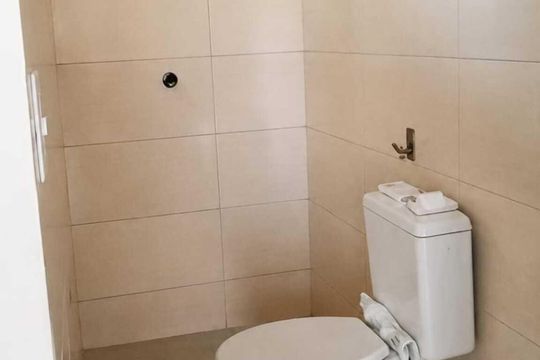 Banheiro de kitnet/studio para alugar com 1 quarto, 40m² em Bela Vista, Palhoça