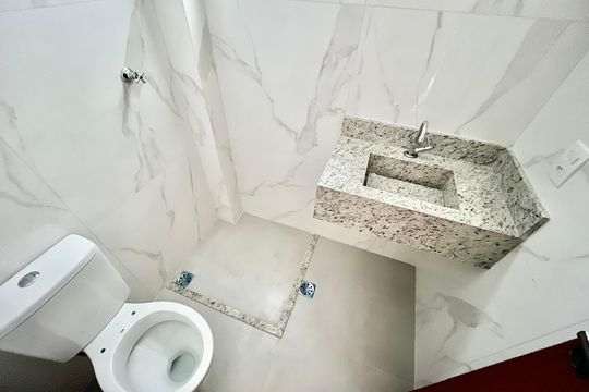 Banheiro de apartamento para alugar com 2 quartos, 40m² em Vila Paiva, São Paulo