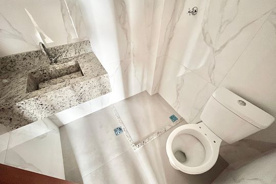 Banheiro de apartamento para alugar com 2 quartos, 40m² em Vila Paiva, São Paulo