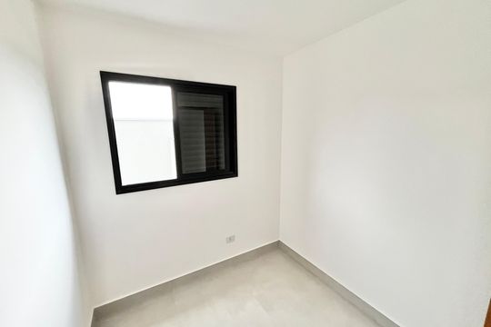 Quarto 1 de apartamento para alugar com 2 quartos, 48m² em Vila Paiva, São Paulo