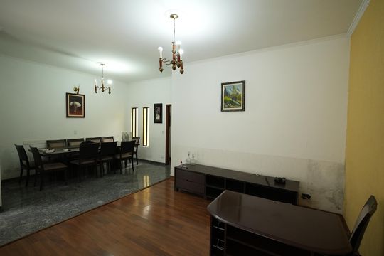 Casa à venda com 5 quartos, 300m² em Campestre, Santo André