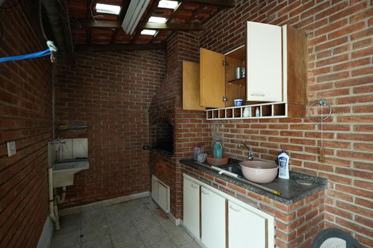Area de Serviço de casa à venda com 5 quartos, 300m² em Campestre, Santo André