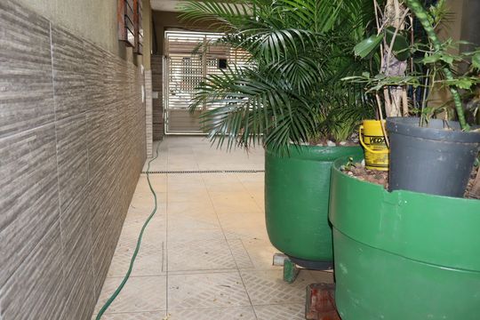 Garagem de casa à venda com 3 quartos, 158m² em Jardim Vila Formosa, São Paulo