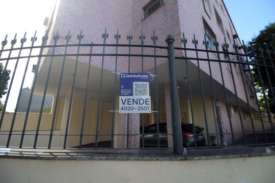 Placa de apartamento à venda com 2 quartos, 70m² em Vila da Penha, Rio de Janeiro