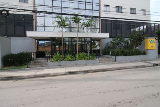 Fachada de kitnet/studio para alugar com 1 quarto, 25m² em Bonfim, Osasco