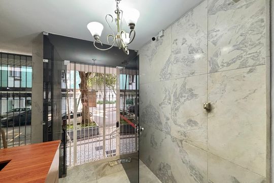 Área comum de apartamento para alugar com 2 quartos, 90m² em Copacabana, Rio de Janeiro