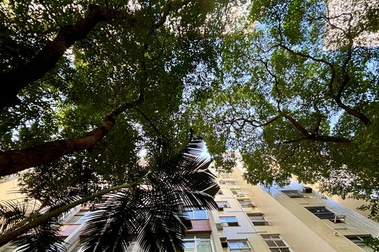 Fachada de apartamento para alugar com 2 quartos, 90m² em Copacabana, Rio de Janeiro