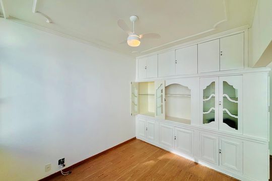Sala de apartamento para alugar com 2 quartos, 90m² em Copacabana, Rio de Janeiro