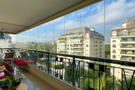 Varanda de apartamento para alugar com 3 quartos, 224m² em Alto de Pinheiros, São Paulo