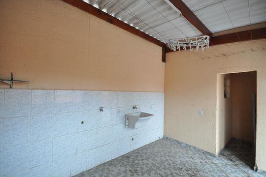 Área de Serviço de casa à venda com 2 quartos, 250m² em Tres Cruzes, São Paulo