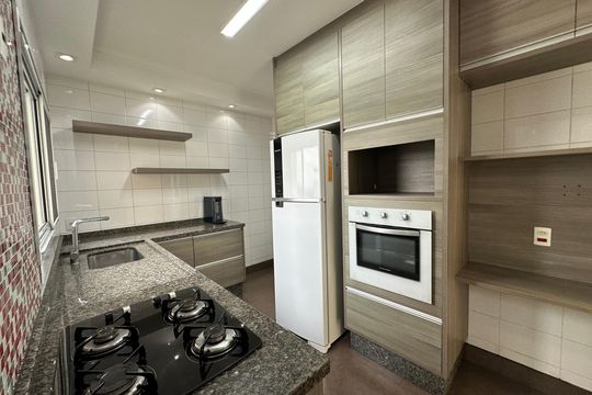Cozinha de apartamento para alugar com 3 quartos, 132m² em Tamboré, Santana de Parnaíba