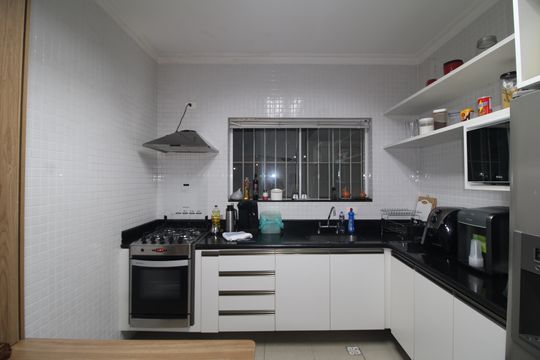 Cozinha de casa à venda com 3 quartos, 320m² em Vila Barbosa, São Paulo