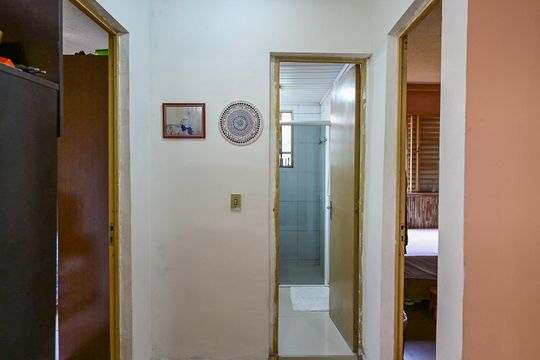 Corredor de apartamento à venda com 2 quartos, 50m² em Jardim Olinda, São Paulo