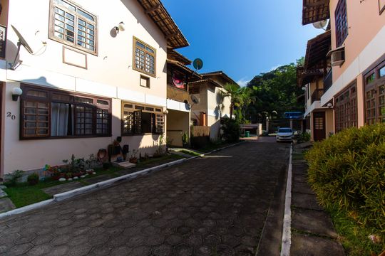 Casa de Condomínio à venda com 4 quartos, 105m² em Baldeador, Niterói