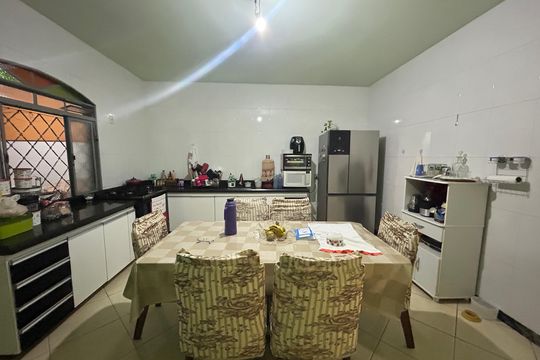 Casa à venda com 2 quartos, 250m² em Vereda, Contagem