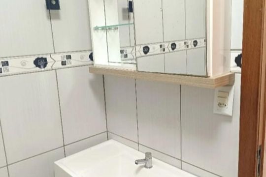 Banheiro de apartamento para alugar com 3 quartos, 72m² em Auxiliadora, Porto Alegre