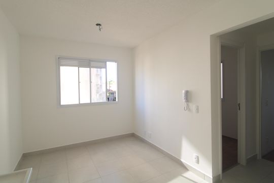 Sala de apartamento para alugar com 2 quartos, 33m² em Socorro, São Paulo