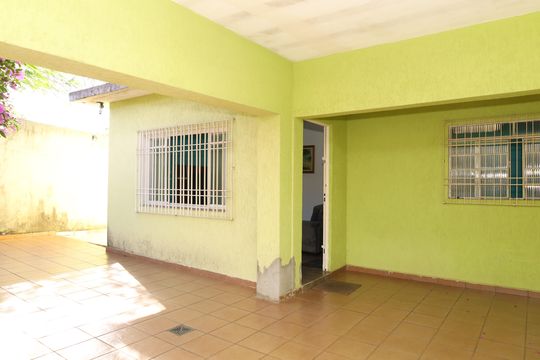 Garagem de casa à venda com 4 quartos, 200m² em Itaquera, São Paulo