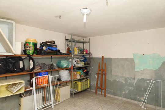 Área de armazenamento - Sala 2 de casa à venda com 4 quartos, 200m² em Itaquera, São Paulo