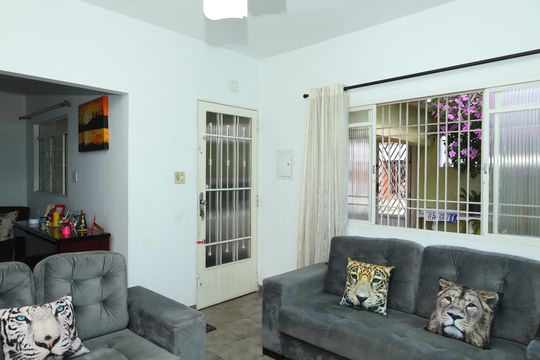 Casa à venda com 4 quartos, 200m² em Itaquera, São Paulo