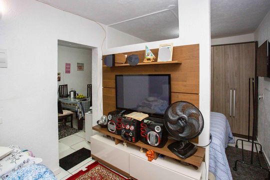 Casa à venda com 3 quartos, 240m² em Taboão, Diadema
