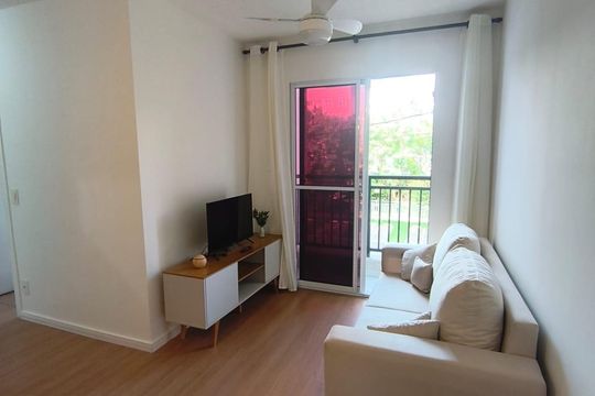 Sala de apartamento à venda com 2 quartos, 50m² em Taquara, Rio de Janeiro