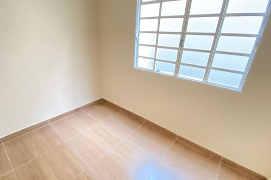 Quarto de casa à venda com 3 quartos, 137m² em Santa Ines, Belo Horizonte