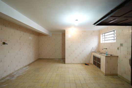 Garagem de casa à venda com 3 quartos, 199m² em Vila Curuçá, Santo André