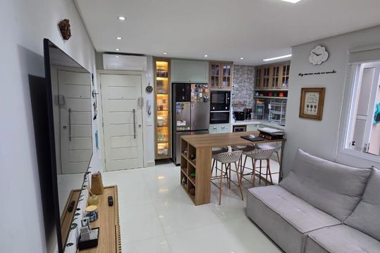 Apartamento à venda com 3 quartos, 70m² em Vila Santa Teresa, Santo André