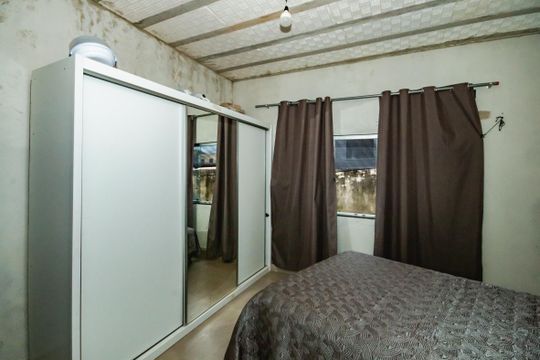 Casa à venda com 3 quartos, 160m² em Floramar, Belo Horizonte