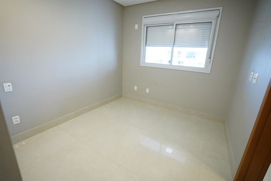 Apartamento para alugar com 4 quartos, 215m² em Setor Bueno, Goiânia