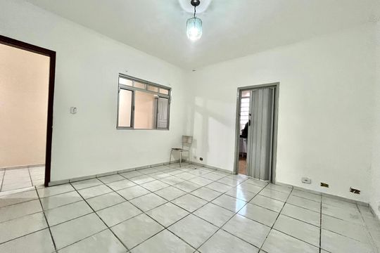 Sala de casa à venda com 3 quartos, 100m² em Vila Fachini, São Paulo