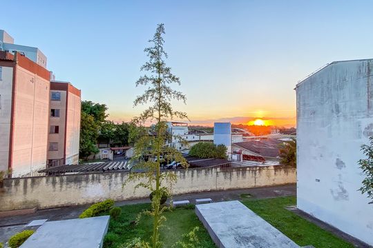 Vista  de apartamento à venda com 2 quartos, 50m² em Vila Silvia, São Paulo