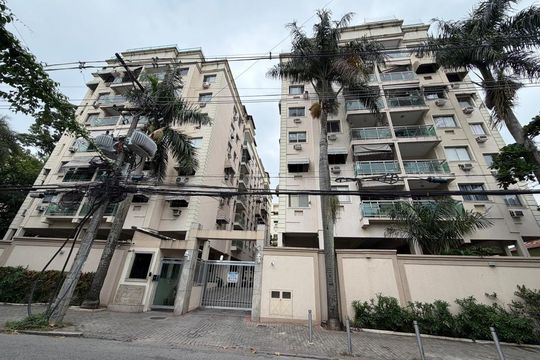 Fachada de apartamento à venda com 3 quartos, 136m² em Pechincha, Rio de Janeiro
