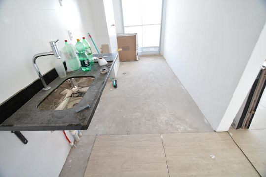 Cozinha de apartamento à venda com 2 quartos, 105m² em Jardim das Paineiras, Campinas