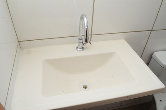 Banheiro de apartamento para alugar com 2 quartos, 44m² em São Gabriel, Belo Horizonte
