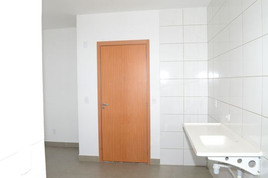 Cozinha e Área de Serviço de apartamento para alugar com 2 quartos, 44m² em São Gabriel, Belo Horizonte