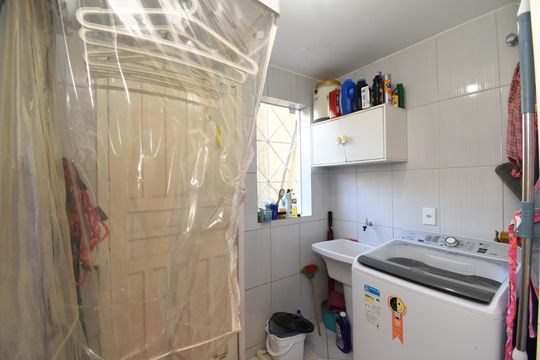 Área de Serviço de casa à venda com 2 quartos, 112m² em Abranches, Curitiba