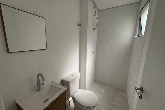 Banheiro  de apartamento à venda com 2 quartos, 38m² em Cidade Antônio Estêvão de Carvalho, São Paulo