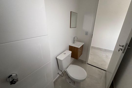 Banheiro de apartamento à venda com 2 quartos, 38m² em Cidade Antônio Estêvão de Carvalho, São Paulo