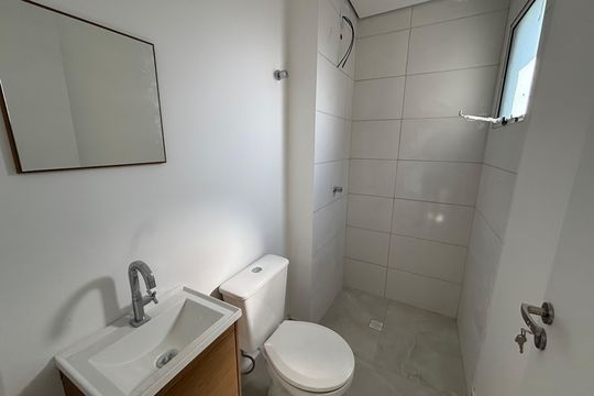Banheiro  de apartamento para alugar com 1 quarto, 30m² em Cidade Antônio Estêvão de Carvalho, São Paulo