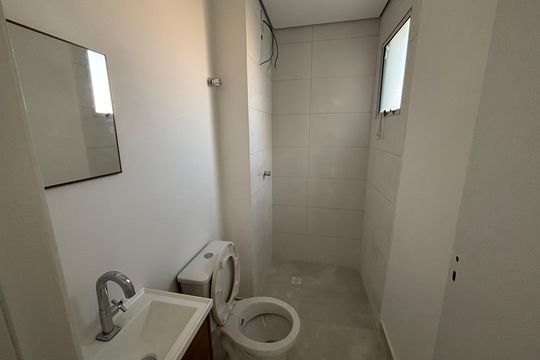 Banheiro  de apartamento para alugar com 1 quarto, 30m² em Cidade Antônio Estêvão de Carvalho, São Paulo