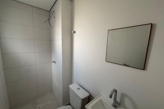 Banheiro de apartamento à venda com 2 quartos, 38m² em Cidade Antônio Estêvão de Carvalho, São Paulo