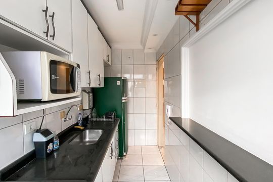 Cozinha  de apartamento para alugar com 3 quartos, 110m² em Vila Silvia, São Paulo