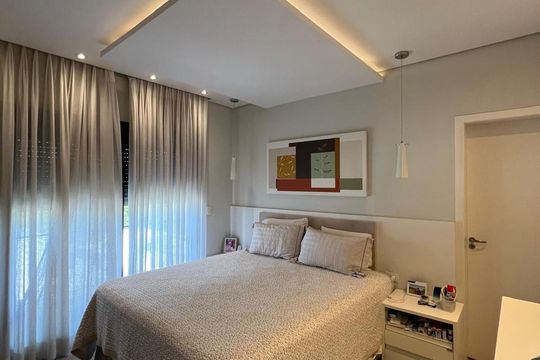 Suíte de casa de condomínio à venda com 4 quartos, 387m² em Alphaville, Santana de Parnaíba