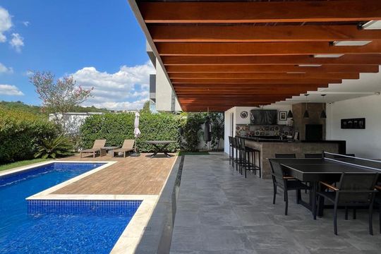 Piscina de casa de condomínio à venda com 4 quartos, 387m² em Alphaville, Santana de Parnaíba