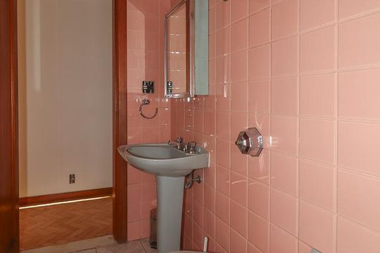 Banheiro Social de apartamento para alugar com 3 quartos, 167m² em Moinhos de Vento, Porto Alegre